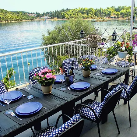 By The Sea - 14612 Apartment *