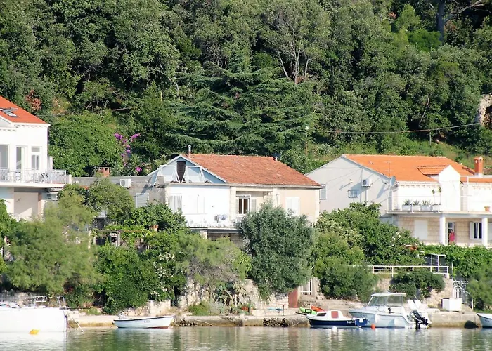 By The Sea - 14612 *